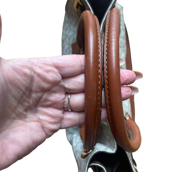 Michael Kors Hamilton North South Tote Vanilla + Matching Wallet - Picture 7 of 17